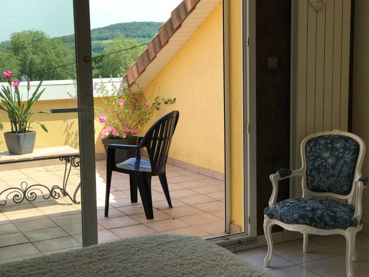 Le Chant Des Oiseaux - Au Pied De La Voie Cyclable Crevechamps Dış mekan fotoğraf