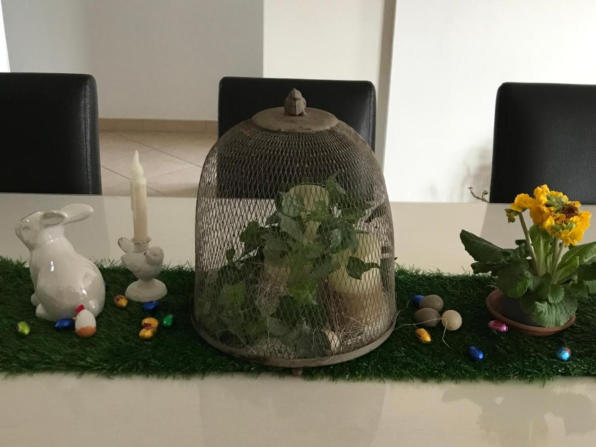 Le Chant Des Oiseaux - Au Pied De La Voie Cyclable Crevechamps Dış mekan fotoğraf