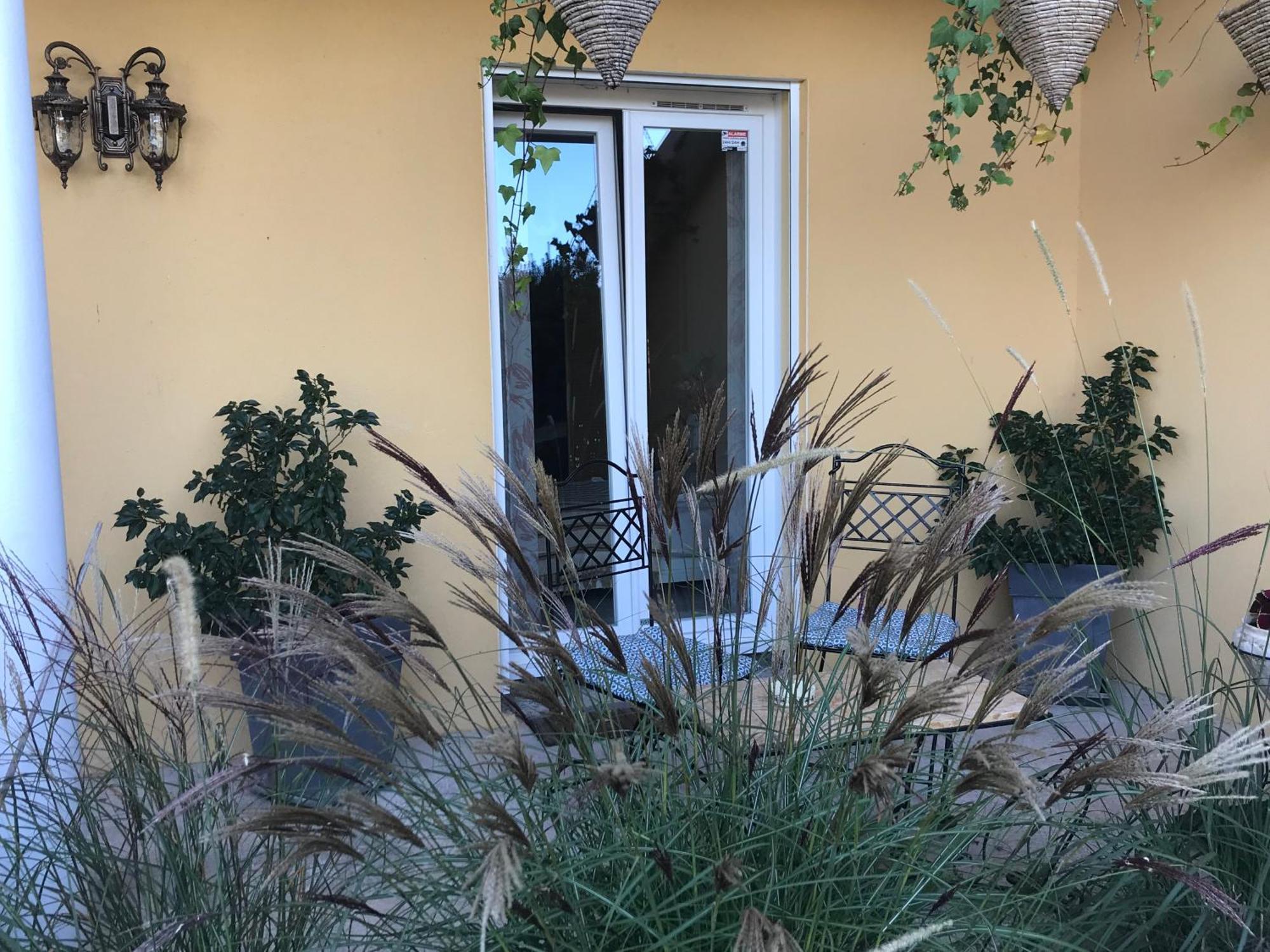 Le Chant Des Oiseaux - Au Pied De La Voie Cyclable Crevechamps Dış mekan fotoğraf